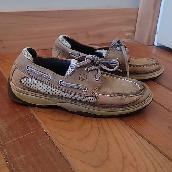 Kids sperry boat shoes. A few stains as shown in photos tons of life left! - Picture 1 of 8
